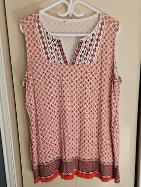 Sleeveless Patterned V-Neck Tank Top - Coral/White Ptp25 L30